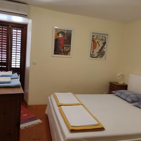 Villa Rustika Sutivan Ngoại thất bức ảnh
